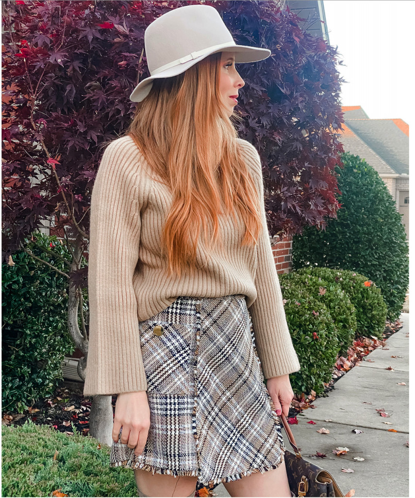 Thanksgiving Oufit: Oversized Sweater Dress + Snakeskin Boots.